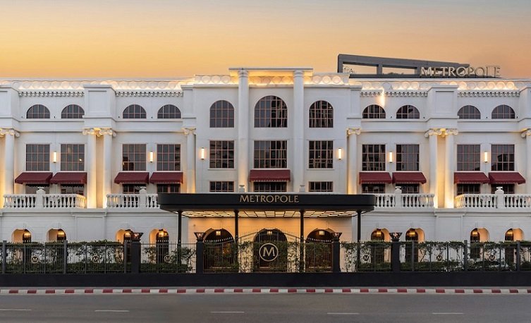 Tribute Portfolio blends 1920s Shanghai glamor with Bangkok flair